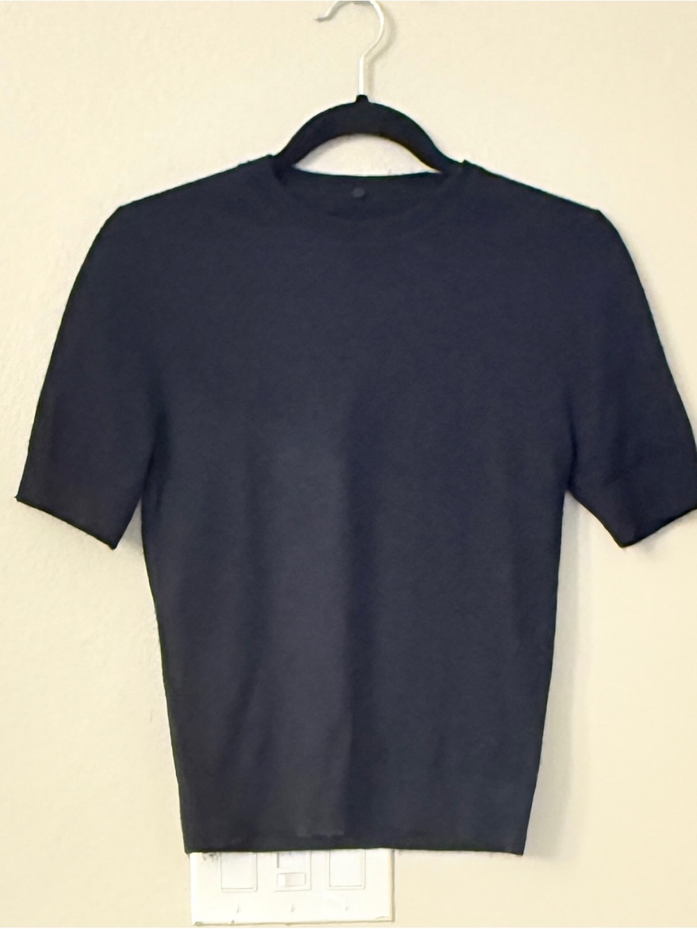 Tory Burch Classic Navy  Short-Sleeve Women's Cashmere Sweater - Picture 3 of 7